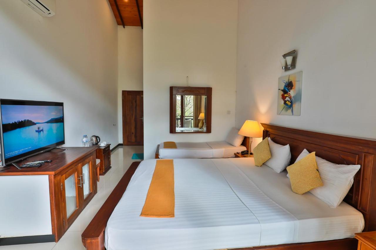Grand Kalundawa - Dambulla'S Hidden Secret Hotel Buitenkant foto