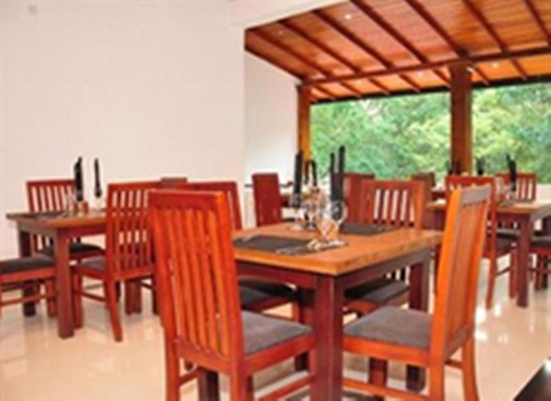 Grand Kalundawa - Dambulla'S Hidden Secret Hotel Buitenkant foto
