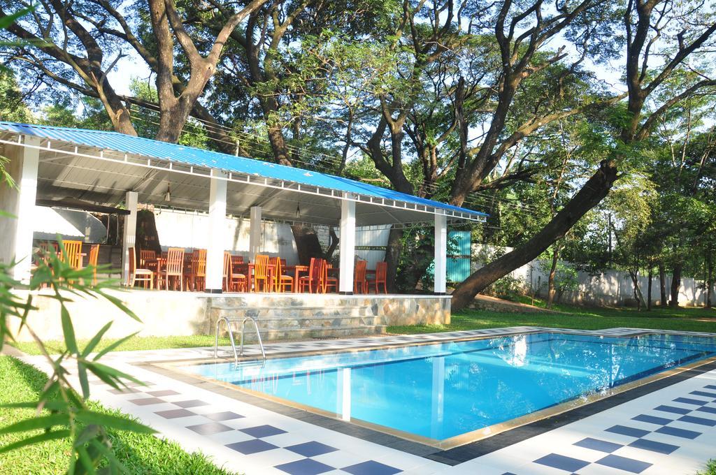 Grand Kalundawa - Dambulla'S Hidden Secret Hotel Buitenkant foto