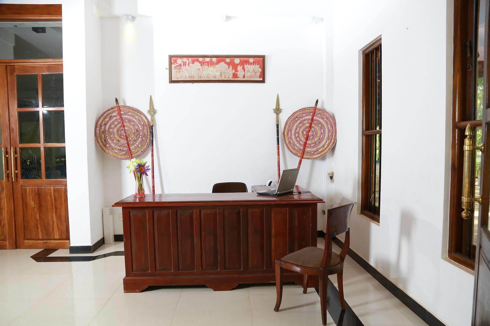Grand Kalundawa - Dambulla'S Hidden Secret Hotel Buitenkant foto
